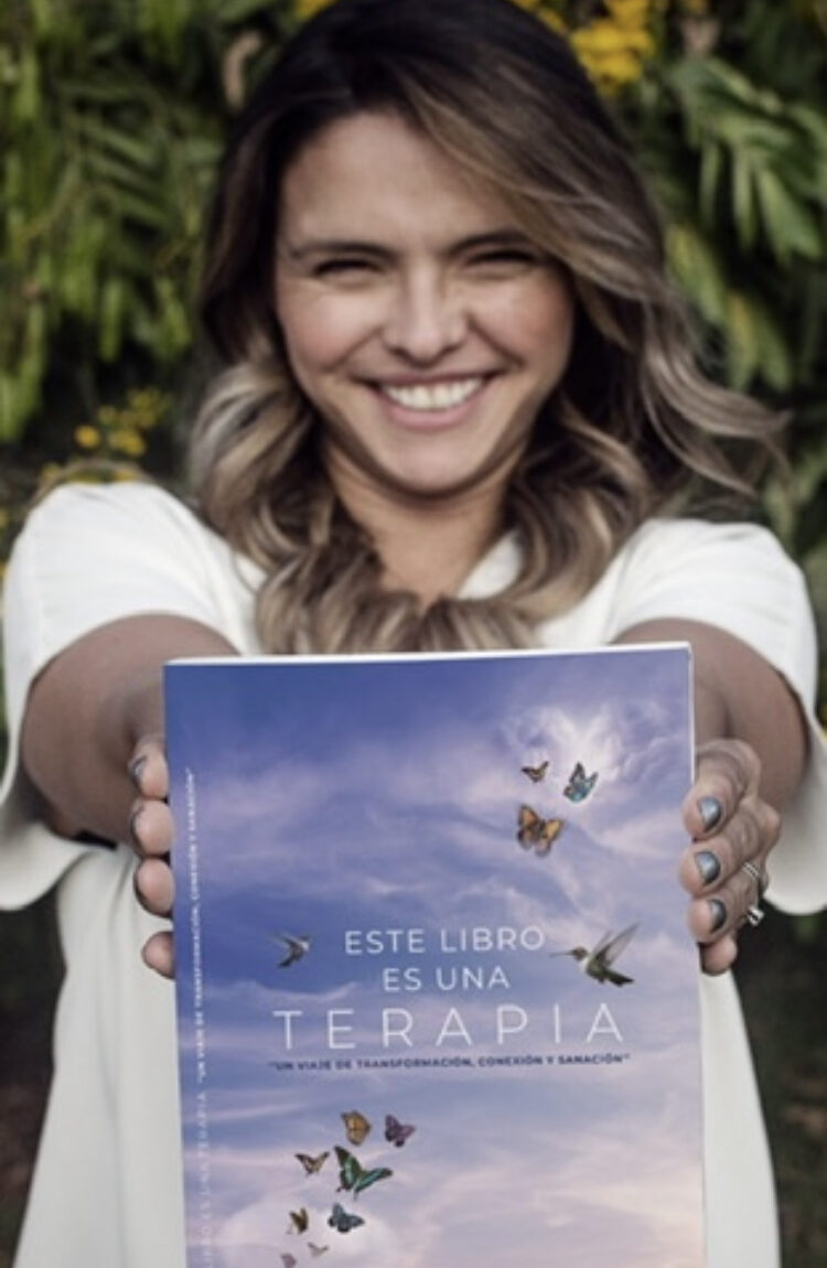 Este libro es una terapia — Lorena González